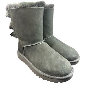 WOMENS UGG BAILEY BOW II BLACK Size 6 UGG Australia SUEDE SHEEPSKIN WOOL EUR 37